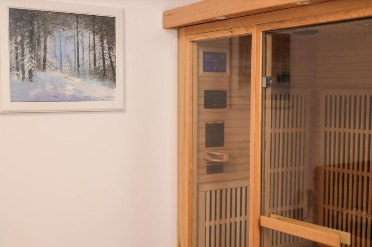 Forest Apartment With Sauna Яхимов Екстериор снимка